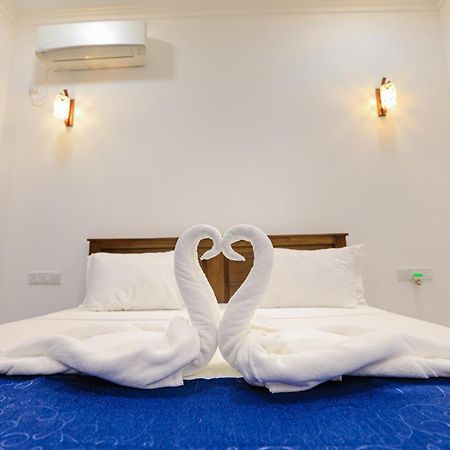 D Marit Motel ネゴンボ エクステリア 写真