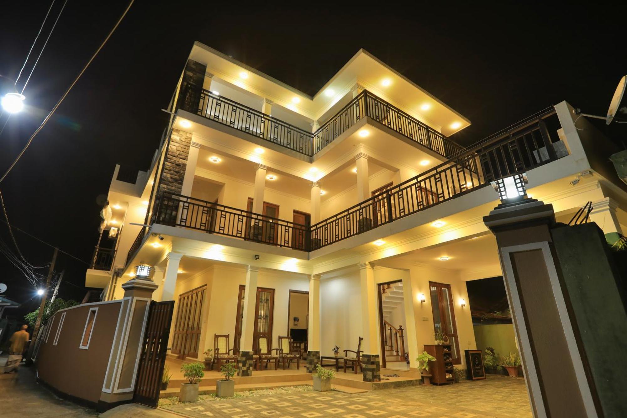 D Marit Motel ネゴンボ エクステリア 写真